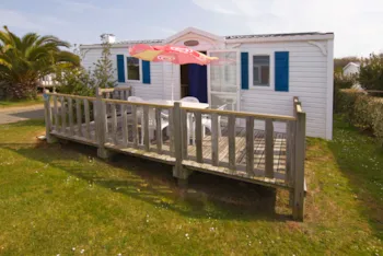 Huuraccommodatie(s) - Stacaravan Standard 27M² - 2 Kamers + Terras - Flower Camping Le Mat