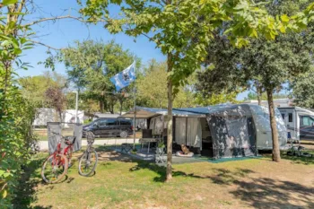 Stellplatz - Dog Friendly Stellplatz Xl **** - Sandaya Europa Village
