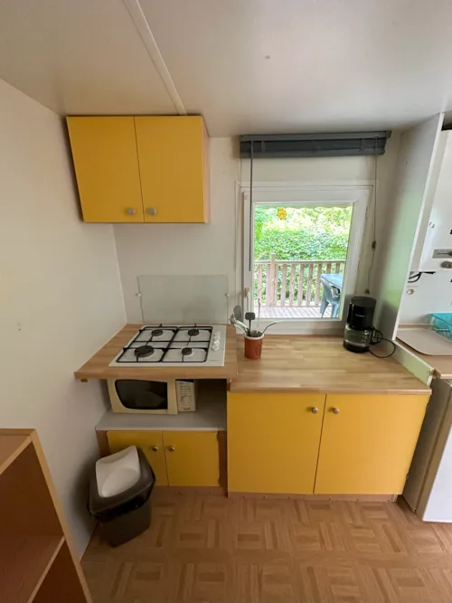 Location - Mobil-Home Trigano - 21 M² - 1 Chambre - image n°4 - Camping du Pont de Manne