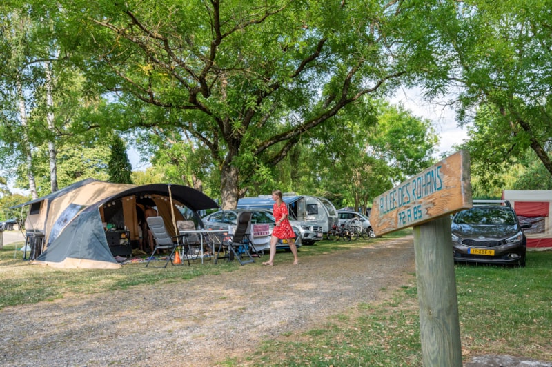FORFAIT Caravane ou Tente, électricité, 2 personnes incluses