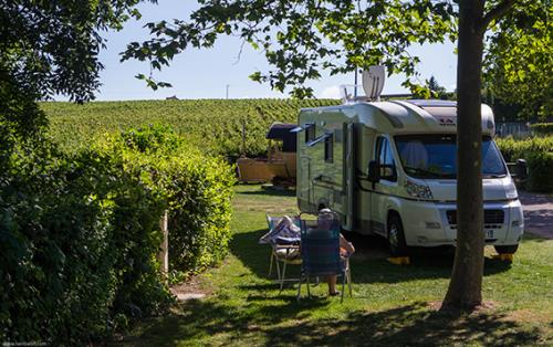Pitch - Family Package + Electricity- 2 Adults + 2 Children Under 12 Years - Camping La Grappe Fleurie