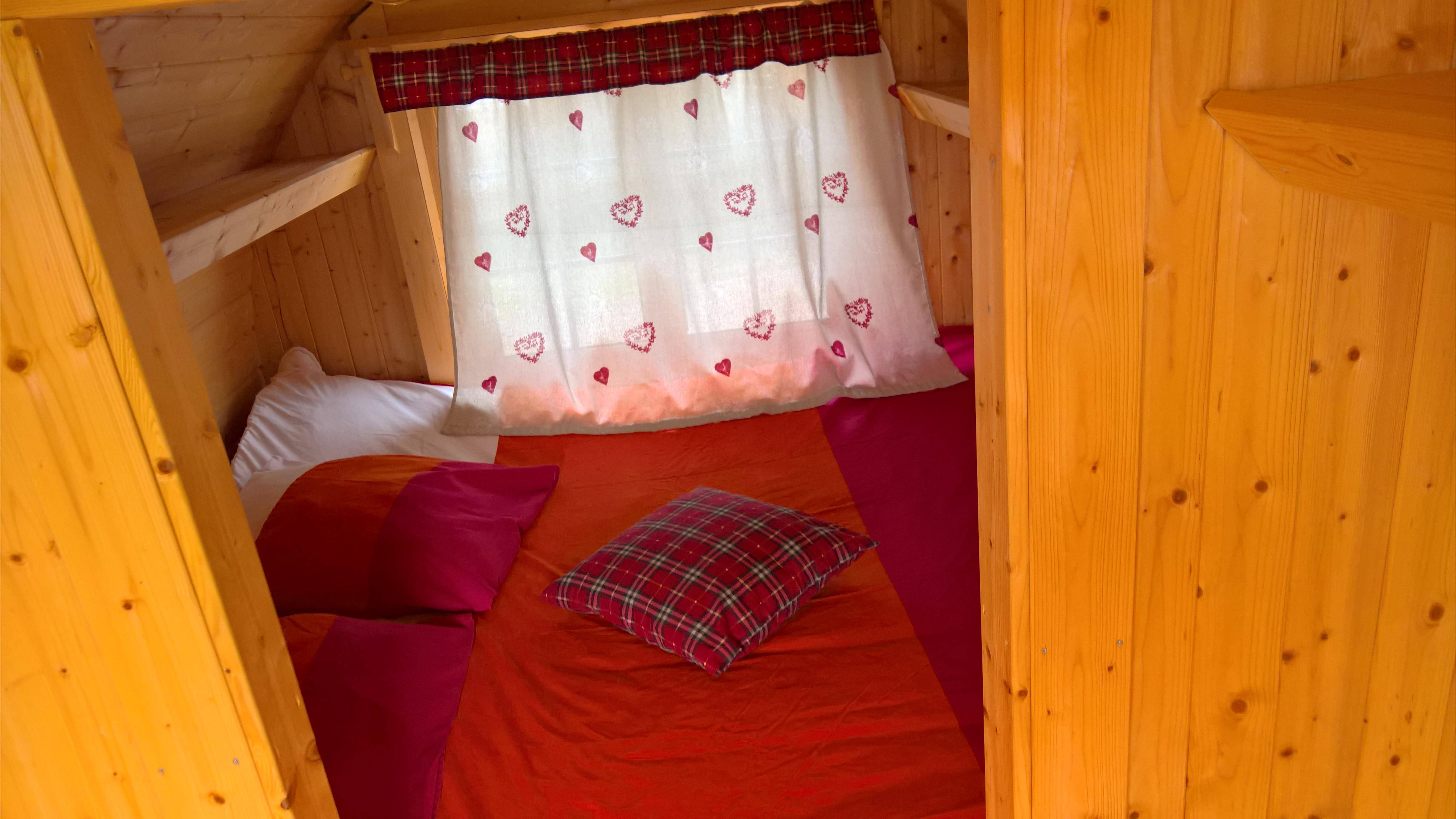 Accommodation - Bedroom Tonneau Barrel - 1 Bedroom (Without Toilet Blocks) - Camping La Grappe Fleurie