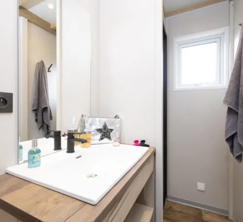 Huuraccommodatie(s) - Chalet Loggia Supérieur - image n°6 - Camping La Grappe Fleurie