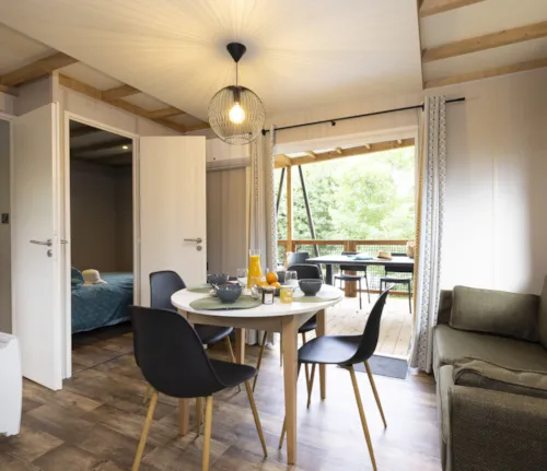 Location - Chalet Piloti - image n°2 - Camping La Grappe Fleurie