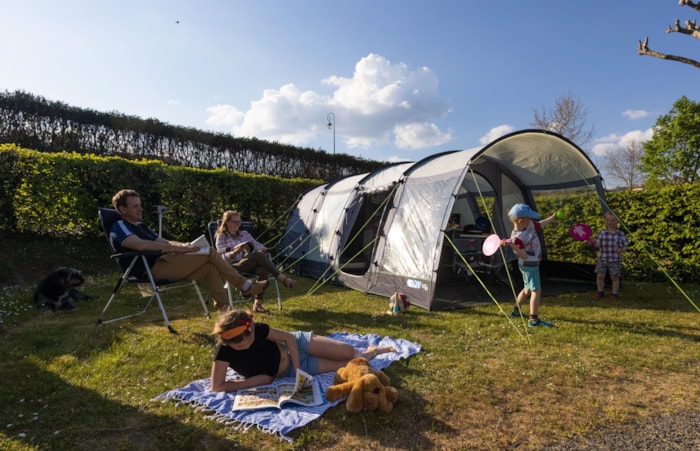 Forfait Famille Premium Avec Salle De Bain Privée Luxe (2 Adultes Et 2 Enfants)