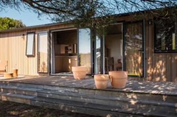 Mietunterkunft - Cottage Loggia Superior - Camping La Grappe Fleurie