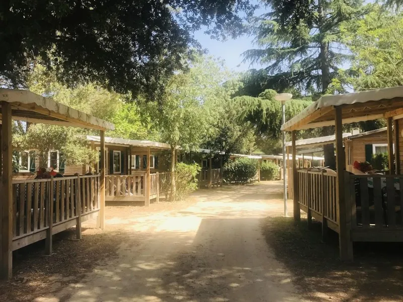 Chalet Confort 16 M² - 1 Chambre - Climatisation (Possibilité Couchage D'appoint)