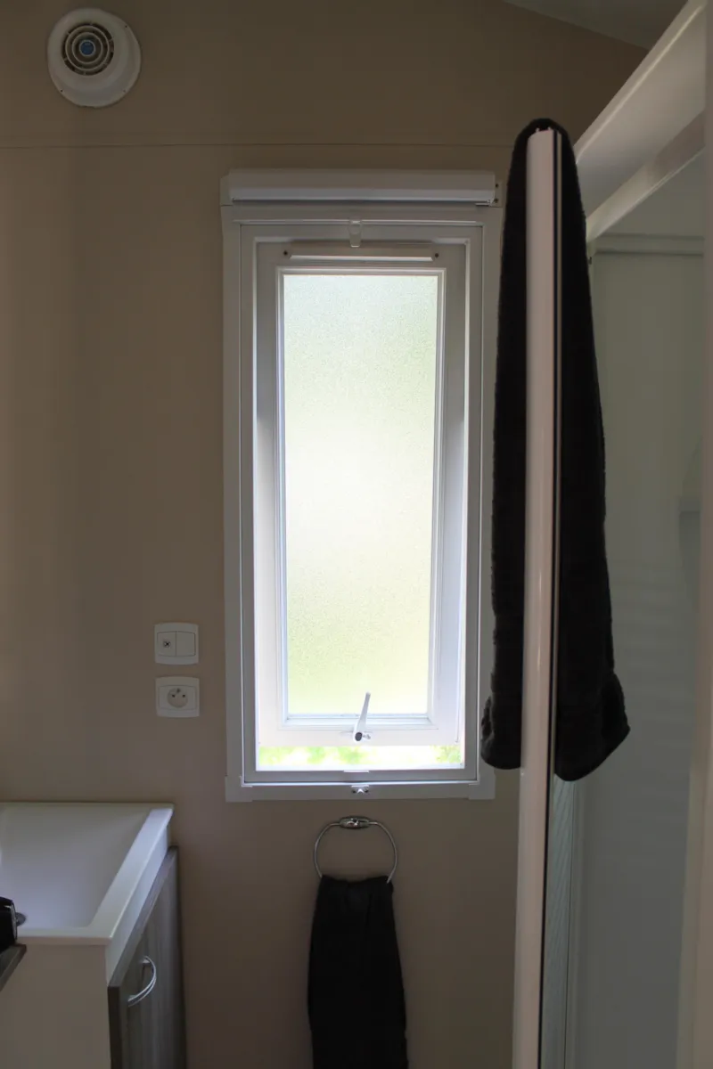 Mobil-Home 2 Chambres 32M² Avec Terrasse Intégrée 8M²