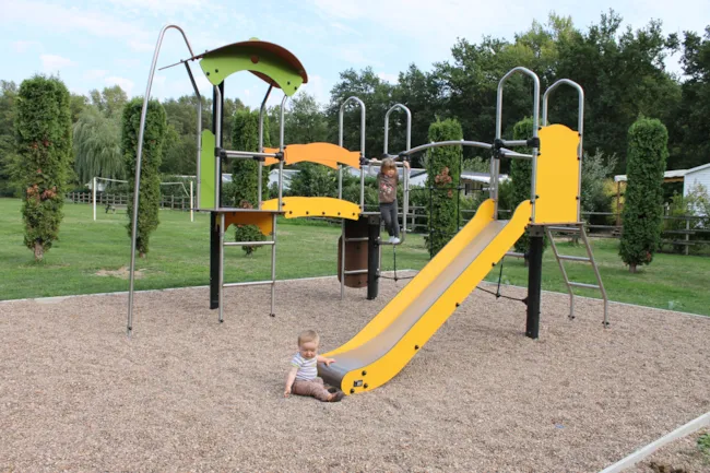 Camping Les Acacias - image n°4 - Camping Direct