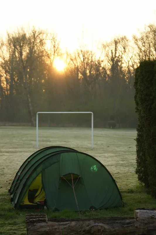 Emplacement Loire À Vélo : 1 Personne, 1 Vélo, 1 Tente