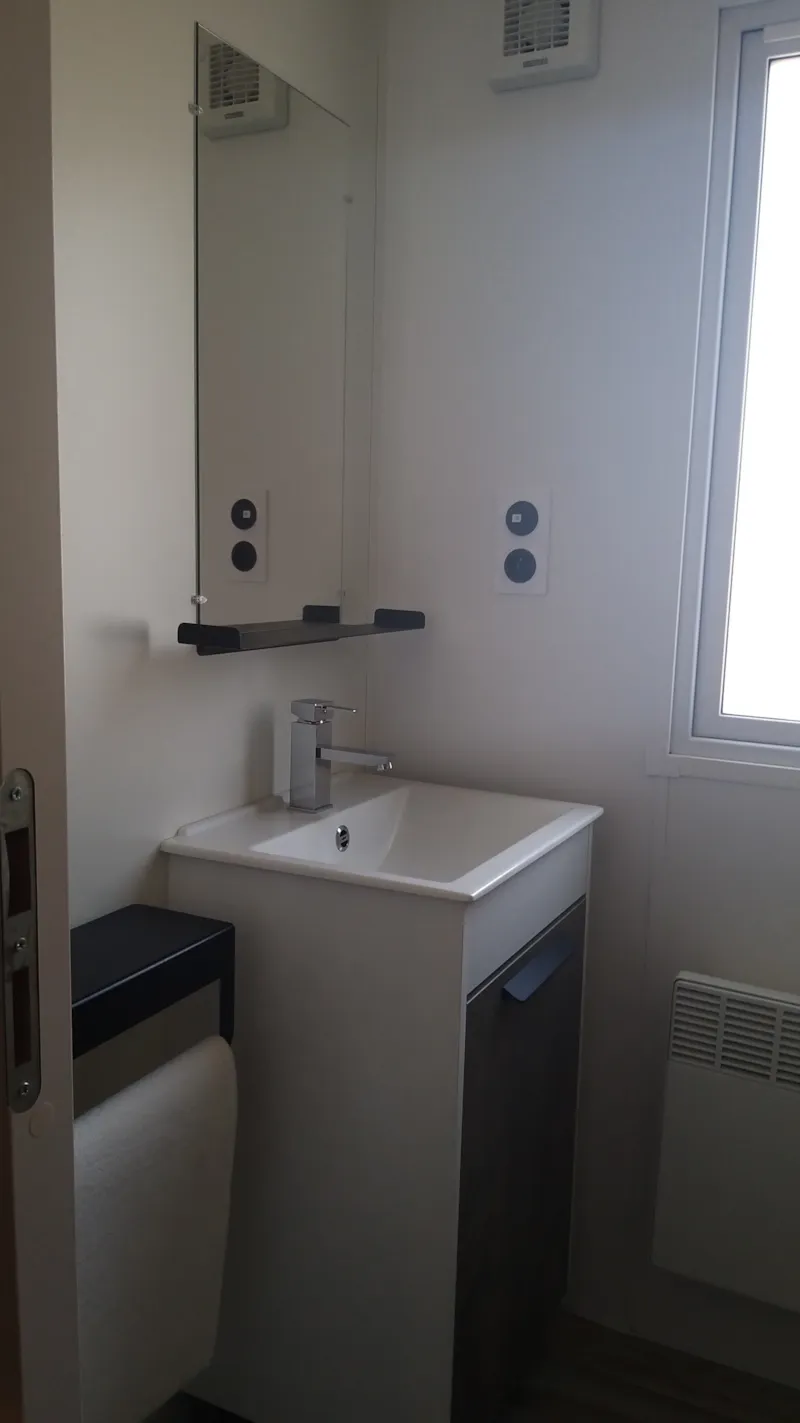 Mobil-Home 4 Chambres 40M² - 2 Salles De Bain Avec Terrasses Intégrées -