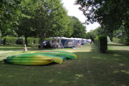Camping Des 2 Rives - image n°6 - Roulottes