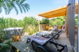 Huuraccommodatie(s) - Cottage Natura Lodge Premium 2 Kamers 2 Badkamers + Spa - Yelloh ! Village Les Mouettes