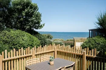 Mietunterkunft - Cottage Les Îles Premium - 32M² - 2 Zimmer  - 1 Badezimmer- Meersicht - Yelloh ! Village Les Mouettes