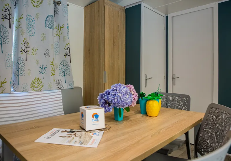 Mobil-Home Confort 3 Chambres Avec Terrasse En Bois Semi Couverte