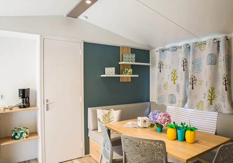 Mobil-Home Confort 3 Chambres Avec Terrasse En Bois Semi Couverte