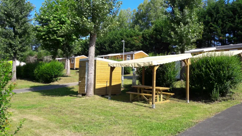 Emplacement Access Tente 1 Véhicule Avec Électricité