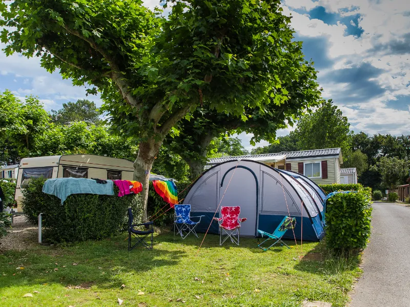 Camping Eden Villages Bela Basque
