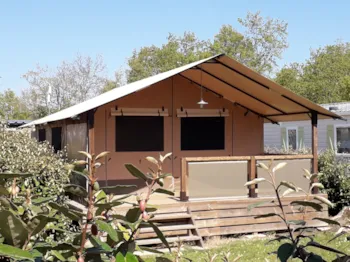 Mietunterkunft - Luxuriöses Lodgezelt 30 M² - Camping Le Transat