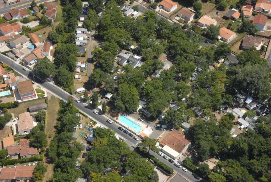 Camping Le Blayais et l'Alicat