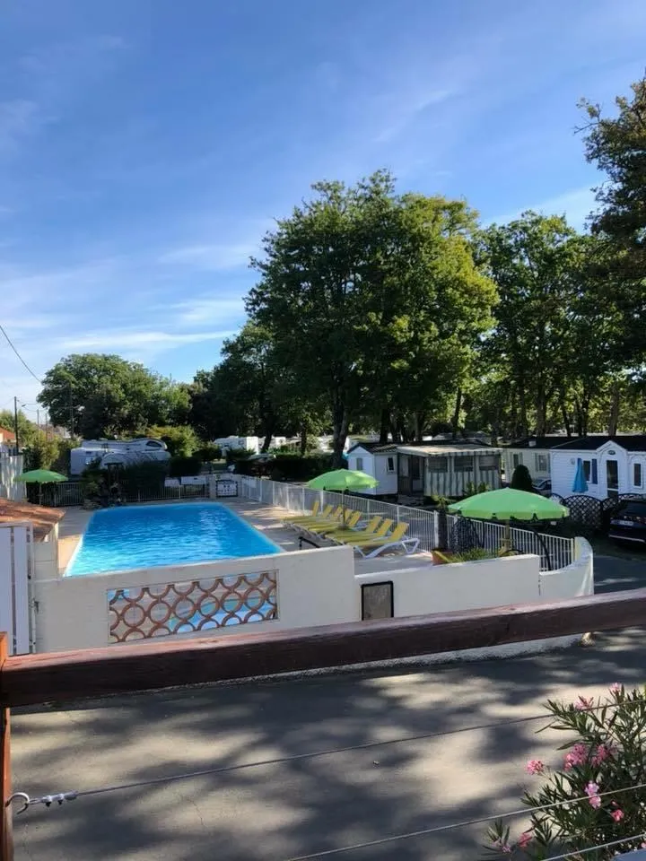 Camping Le Blayais et l'Alicat