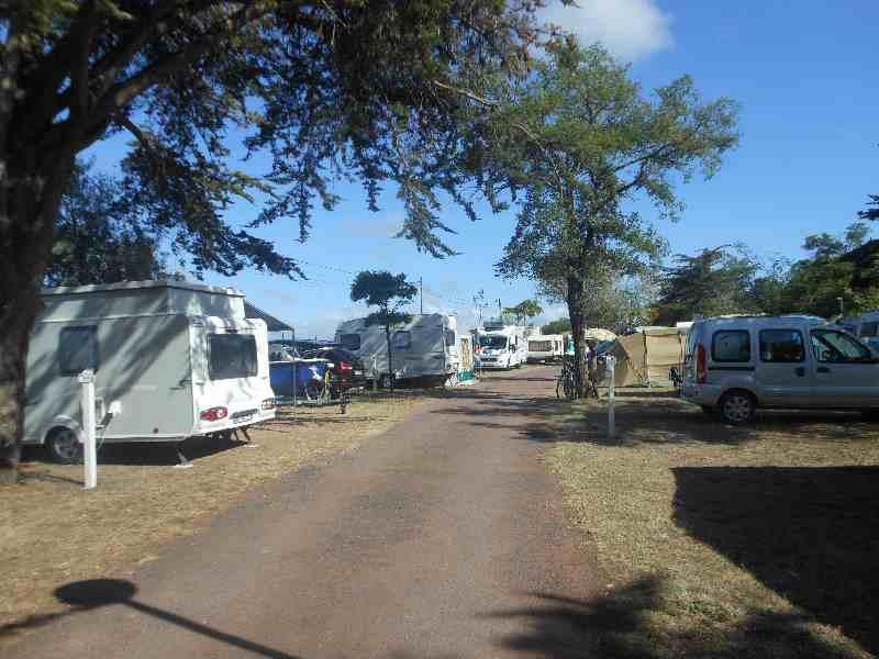 Accommodation - Small Caravan Formule 1 - Camping Ostréa