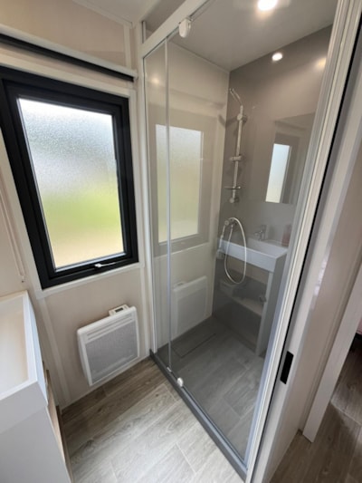 Les Cabanes / 2ème ligne - 2-bedroom mobile home — 5