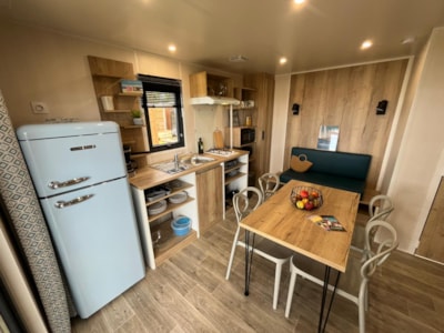 Les Cabanes / 2ème ligne - 2-bedroom mobile home — 2