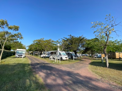 Pitch tent, caravan or motor home + 1 car — 3