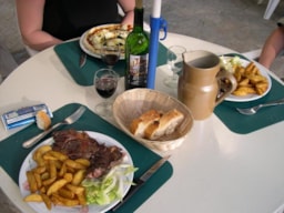 Services & amenities Camping La Prade - Montirat