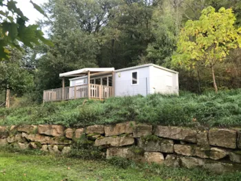 Mietunterkunft - : Luxusmobilheim Via Aurea 38M2 2/8 Personen + 1 Baby. - Camping la Prade