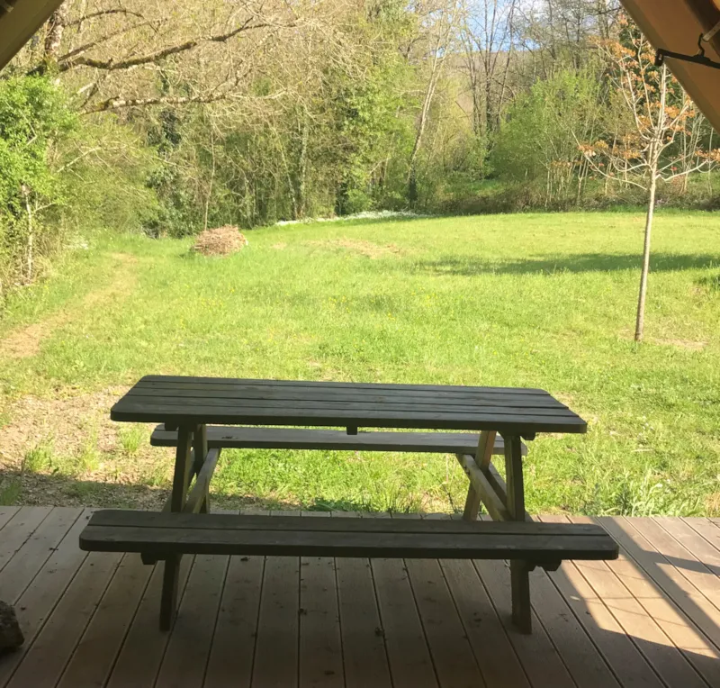 Tente Du Trappeur  Habitat 28 M² Mi-Bois, Mi Toile