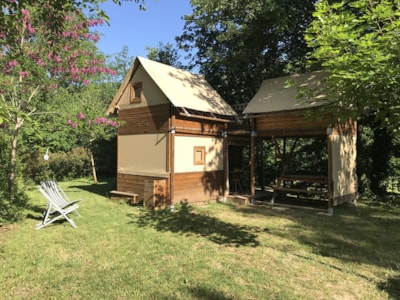 NID LODGE DUPLEX TENTS 46 m² half Canvas half Wood on Raised Floor