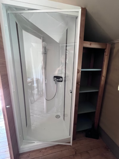 WOODY LODGE 24 M² with sanitary facilities