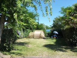 Camping Les Amiaux - image n°1 - Roulottes