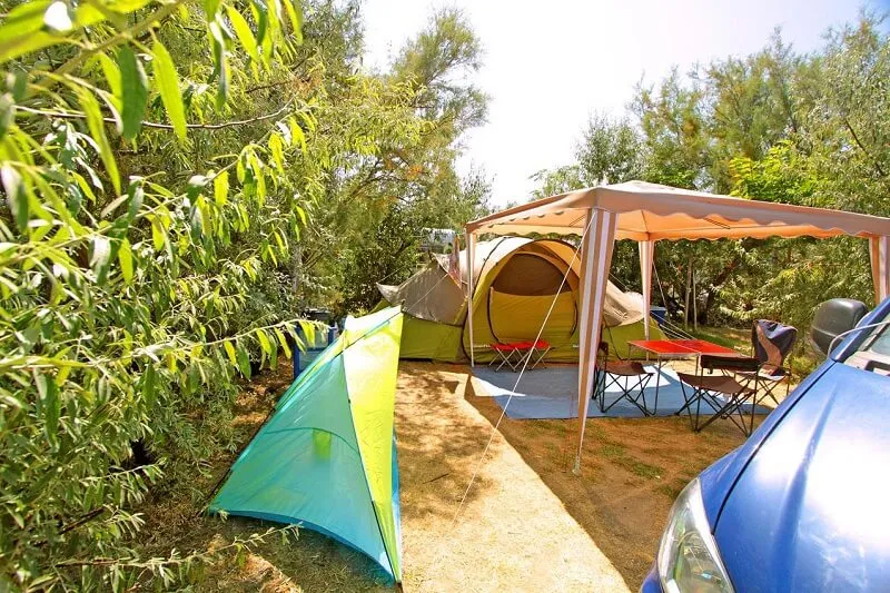 Emplacement - Emplacement Nu Avec Électricité - Camping Paradis  Soleil d'Oc