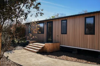 Accommodation - Premium - 3 Bedrooms - Camping Lou Broustaricq