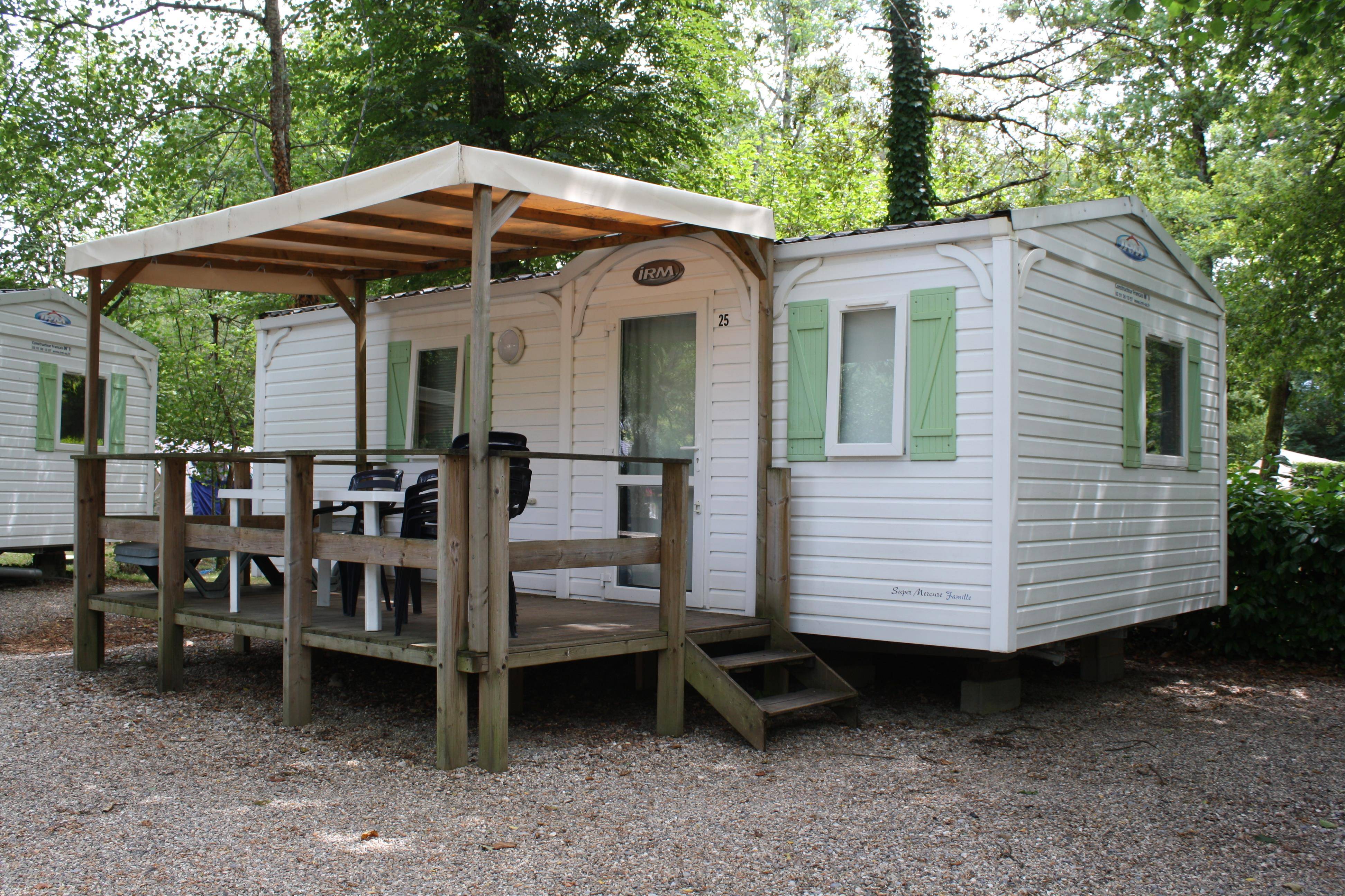 Location - Mobil Home Confort Avec Terrasse Couverte (27.50 M²) - Camping Les Trois Lacs