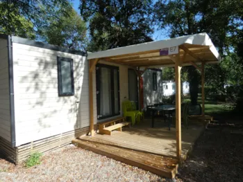 Huuraccommodatie(s) - Stacaravan Loggia Met  Overdekt Terras (29 M²) - AIROTEL Camping Les Trois Lacs