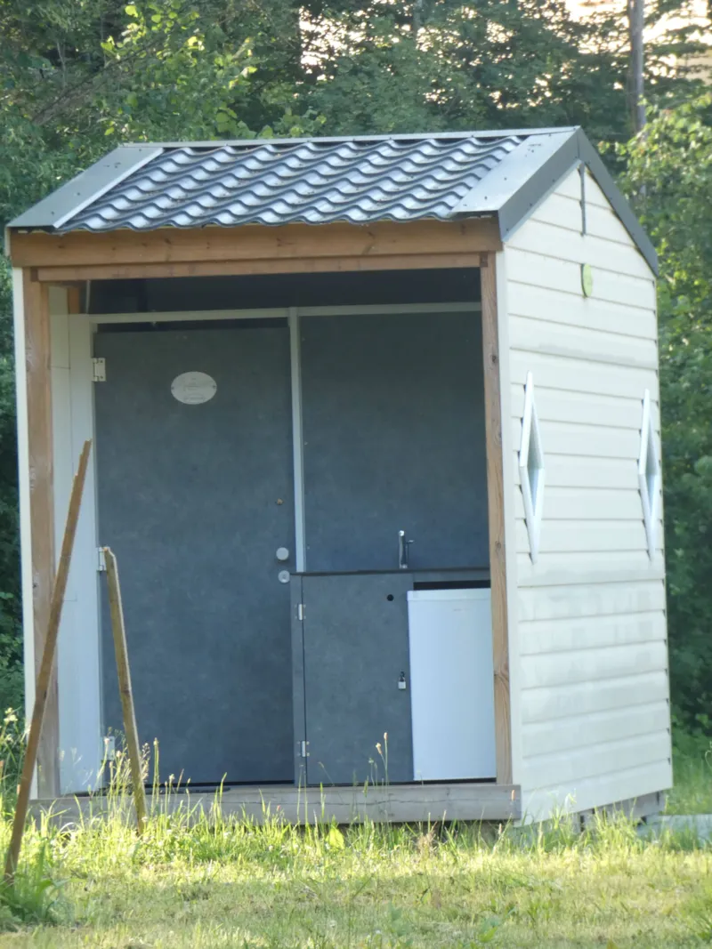 Emplacement Prémium Min 180M2 /Tente - Caravane-Camping Car