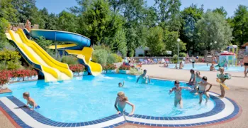 AIROTEL Camping Les Trois Lacs - Ucamping
