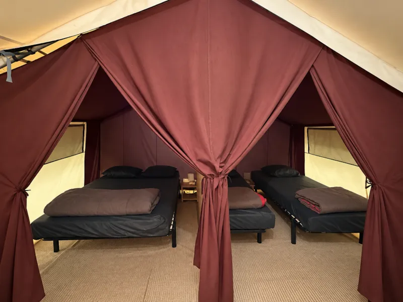 Tente(19 M2)
