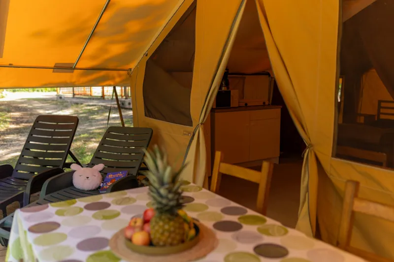 Tente (25M2)