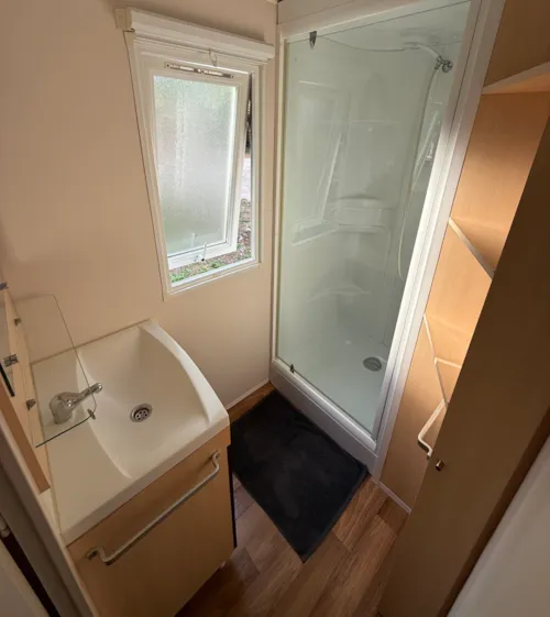 Mietunterkunft - Mobilheim Loggia Mit Terrasse (29 M²) - image n°5 - Camping Des 3 Lacs