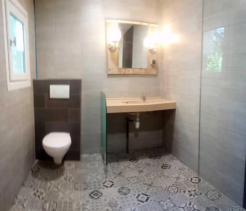 Bungalow Toile Et Bois