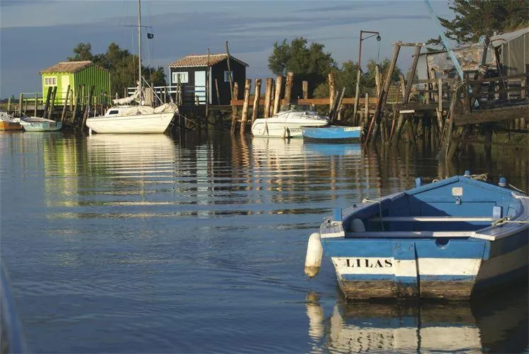  Camping Les Étangs Mina