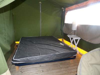 Tent Freeflower without toilet blocks + terrace côté étang — 2