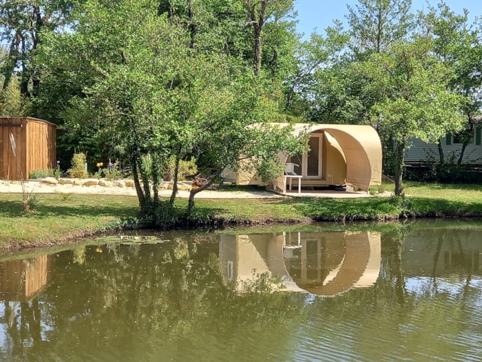 Coco Sweet 17 M² (2 Chambres) + Terrasse (Sans Sanitaires) Côté Étang