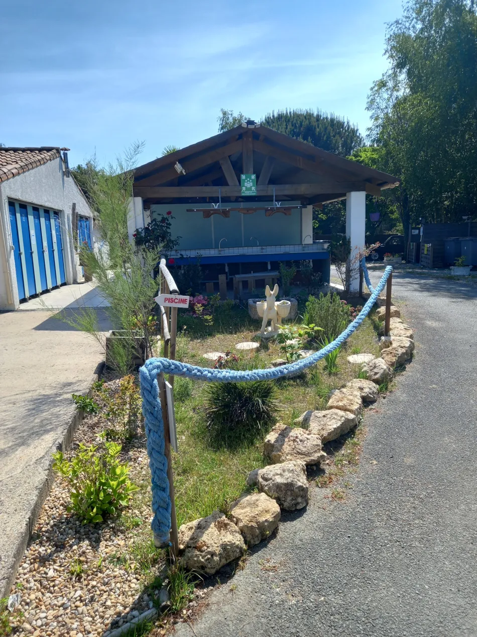  Camping Les Étangs Mina