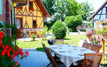 Mietunterkunft - Elsässisches Chalet - 3 Zimmer - Camping Les Castors